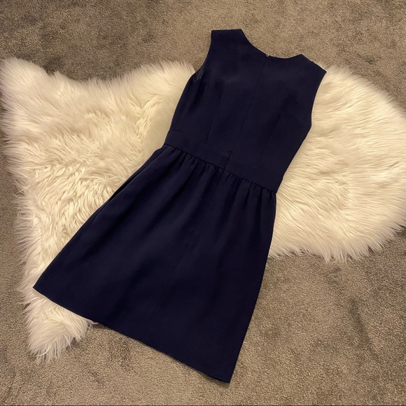 Sleeveless navy sheath dress - Picture 2 of 5